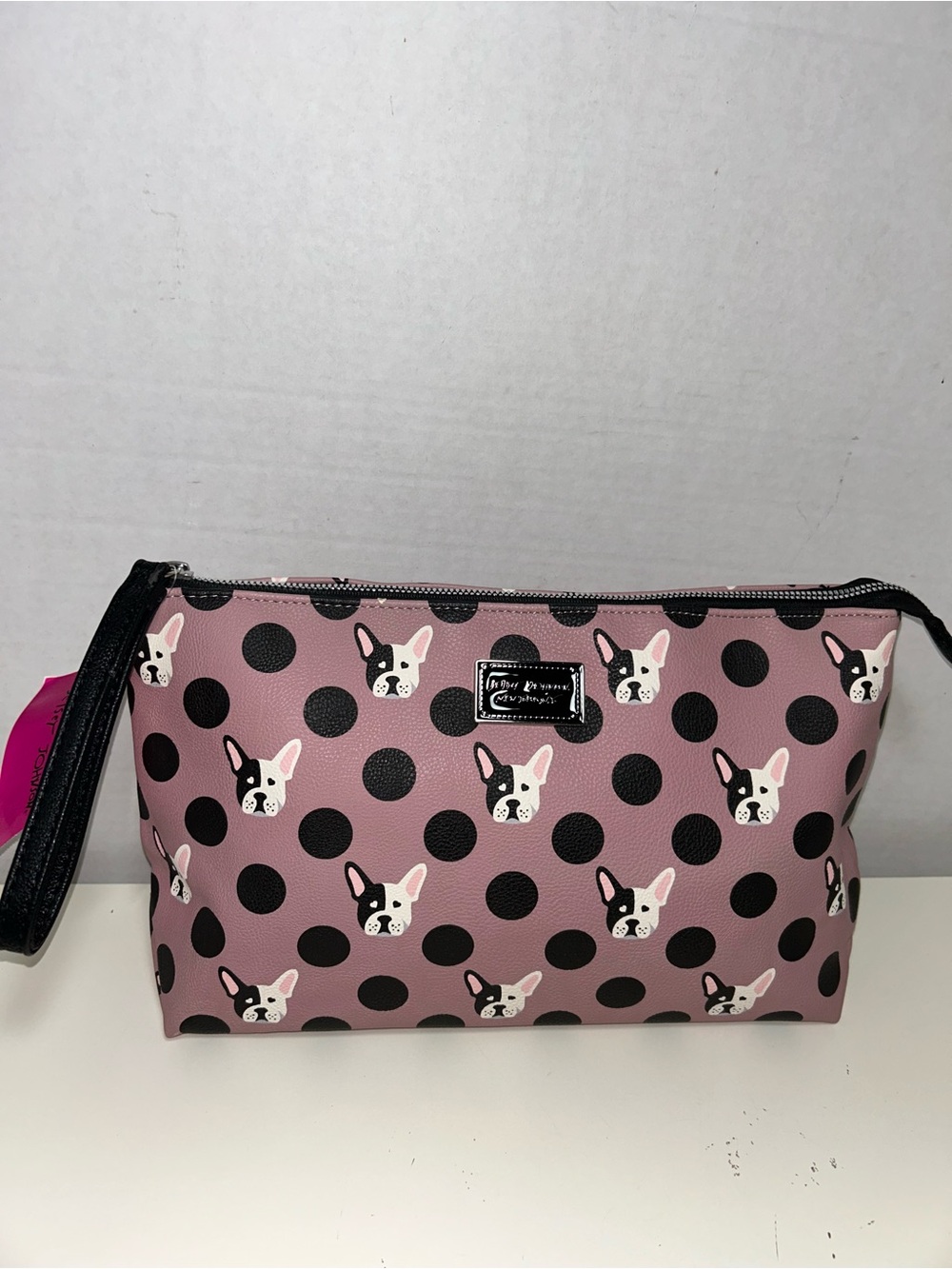 New Betsey Johnson Puppy Bulldog Zip Wristlet Cosmetic Bag HAS FLAWS
